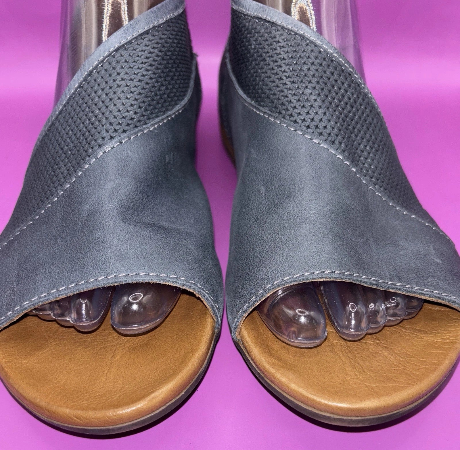 Bueno Tahiti Blue Soft Leather Open Toe Sandals WMS Sz 11/42 Comfort EUC (0421)