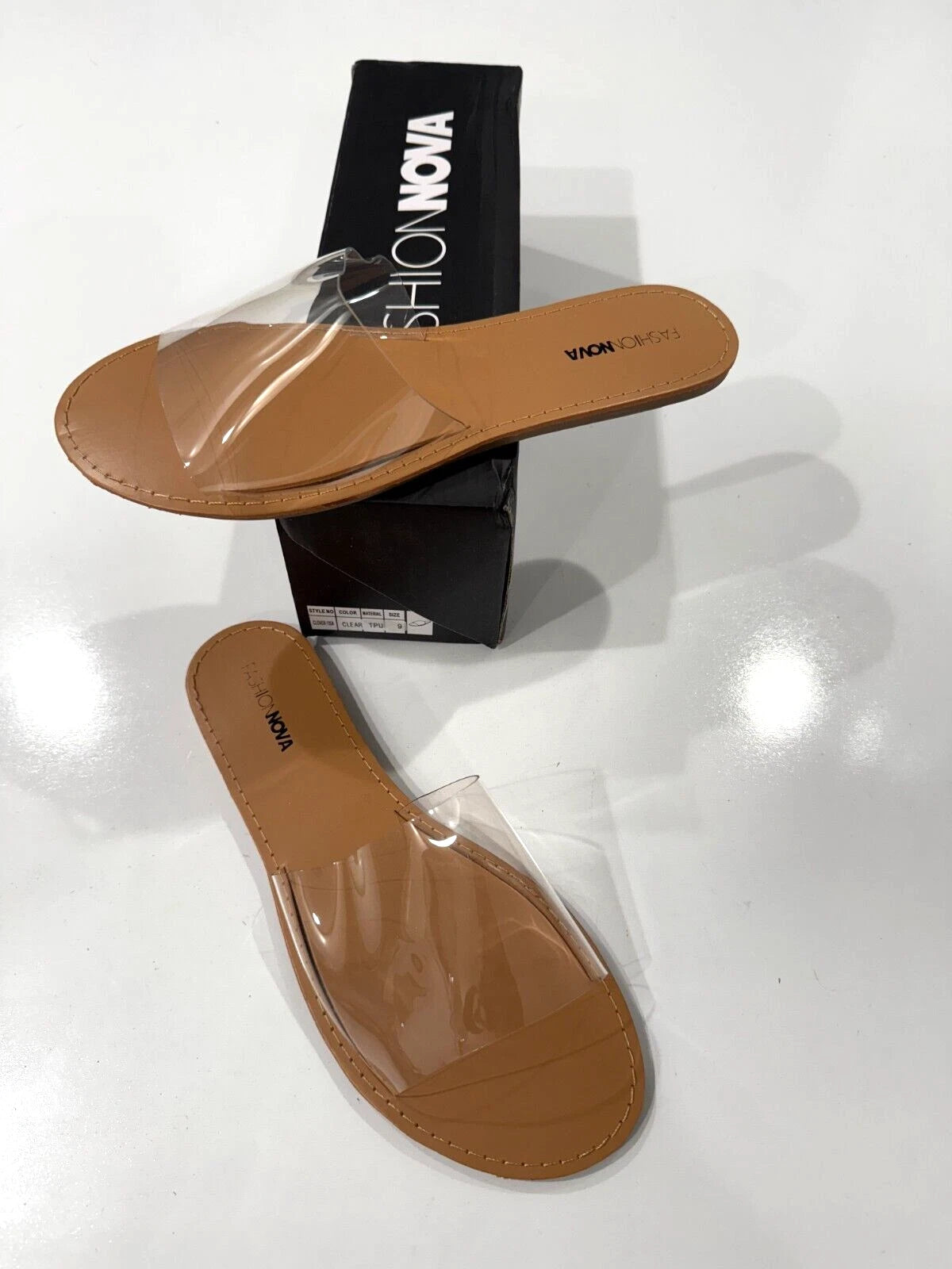 Fashion Nova "Are We Clear" Sandal Slide Clover 135A Size 9 Clear Jelly NEW