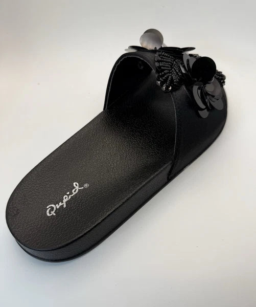 Qupid Women's Fashion Satin Black Flower Slides Sandals Flip Flops Sz 8 New