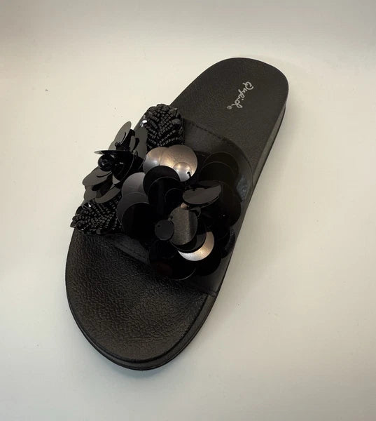 Qupid Women's Fashion Satin Black Flower Slides Sandals Flip Flops Sz 8 New