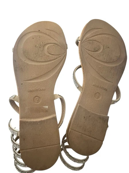 Fashion Nova Silver Spiral Sandals Sz:9