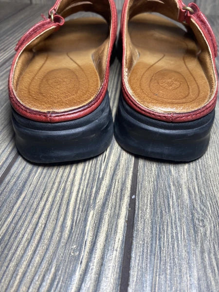 ARIAT Women’s Sandals Size:6.5B Style# 94160 Red Leather Open Toe Slides Sandals
