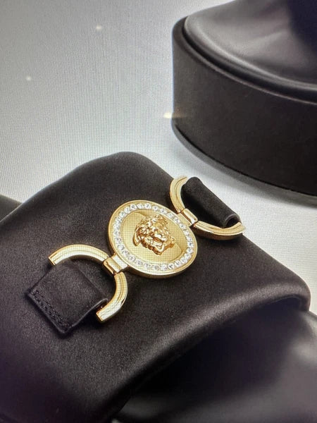 Black VERSACE MEDUSA '95 BIGGIE Platform Slide Sandal Sz 9 SOLD OUT EXCELLENT