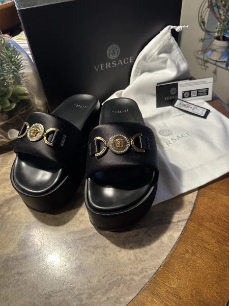 Black VERSACE MEDUSA '95 BIGGIE Platform Slide Sandal Sz 9 SOLD OUT EXCELLENT