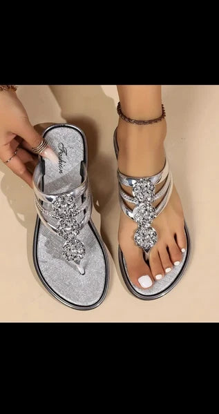 Women's Fashion Rhinestone Flower Flat Flip Flops Size 8.5