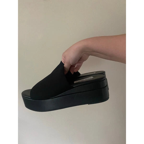 EUC Steve Madden “Bendable” / “Slinky” Style Platform Slides Black Size 8