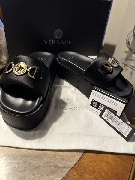 Black VERSACE MEDUSA '95 BIGGIE Platform Slide Sandal Sz 9 SOLD OUT EXCELLENT