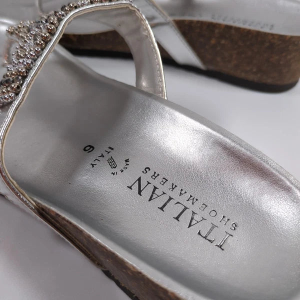 Italian Shoemakers Silver Sandals Slide Flip Flop with Rhinestones Sz 6 Bling