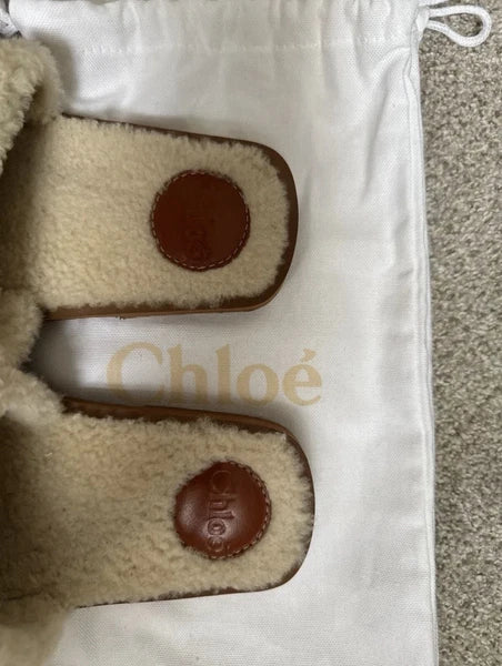 Chloe Woody Shearling Lined Sandal Flats Size 38 Beige Tan Slipper style Slide